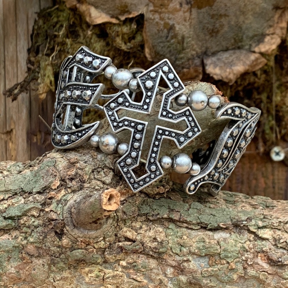 Cross & HOPE Vintage Styled Stretch Bracelet